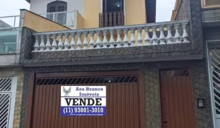 SOBRADO NA VILA MAZZEI 03 DORMITÓRIOS SENDO 01 SUÍTE E 04 VAGAS DE GARAGEM , À 8