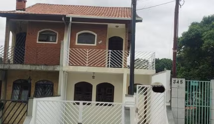 SOBRADO PRÓXIMO AO HORTO FLORESTAL COM 04 DORMITÓRIOS SENDO 01 SUÍTE