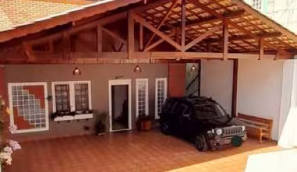 SOBRADO NO TREMEMBÉ COM 03 DORMITÓRIOS