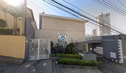 SOBRADO EM CONDOMINIO FECHADO NO LAUZANE PAULISTA  com  02 SUÍTE E 02 VAGAS DE G