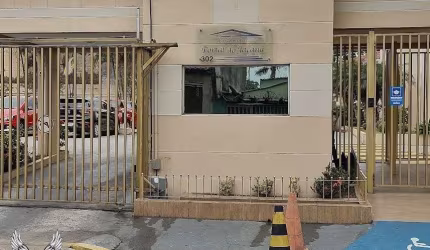 APARTAMENTO NO JAÇANA COM 02 DORMITÓRIOS, 02 BANHEIROS E 01 VAGA DE GARAGEM
