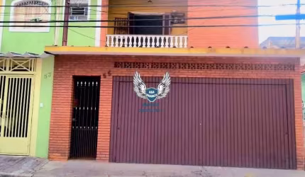 SOBRADO EM SANTANA COM 03 DORMITÓRIOS SENDO 01 SUÍTE E 04 VAGAS DE GARAGEM ( À 1