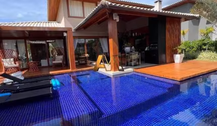 Casa à venda no bairro Praia do Forte - Mata de São João/BA