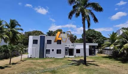 Casa à venda no bairro Portão - Lauro de Freitas/BA