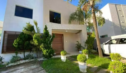 Casa à venda no bairro Centro - Lauro de Freitas/BA