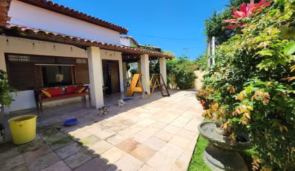 Casa à venda no bairro Itapuã - Salvador/BA