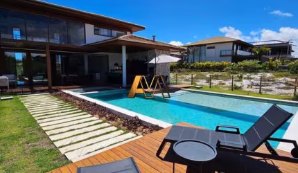 Casa à venda no bairro Praia do Forte - Mata de São João/BA