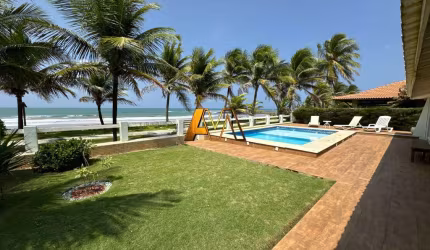 Casa à venda no bairro GUARAJUBA - Camaçari/BA