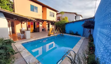 CASA DUPLEX 6 SUÍTES EM CONDOMÍNIO FECHADO
