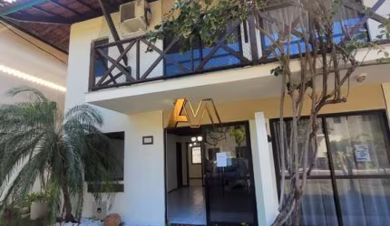 CASA 4 QUARTOS 1 SUÍTE EM ITAPUÃ