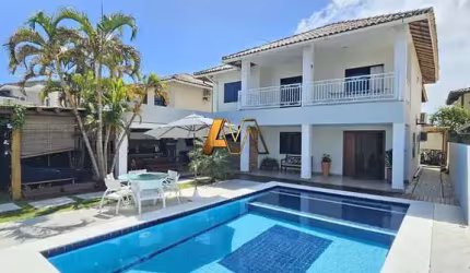 CASA 4 SUÍTES EM CAMAÇARI