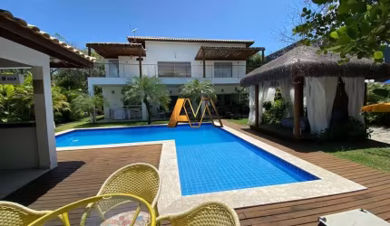 CASA COM PISCINA PRIVATIVA - 5 SUÍTES EM ITACIMIRIM