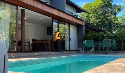 CASA ALTO PADRÃO 4 SUÍTES PRÓXIMO APRAIA EM PRAIA DO FORTE