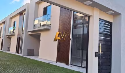 Casa à venda no bairro BURAQUINHO - Lauro de Freitas/BA