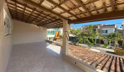 Casa à venda no bairro Piatã - Salvador/BA