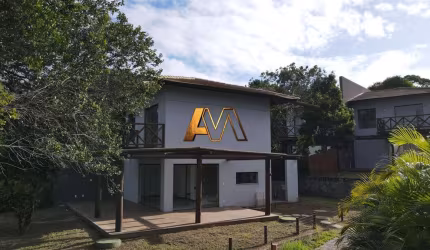 CASA 3/4 COM 2 SUÍTES EM PRAIA DO FORTE