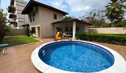 Casa à venda no bairro BURAQUINHO - Lauro de Freitas/BA