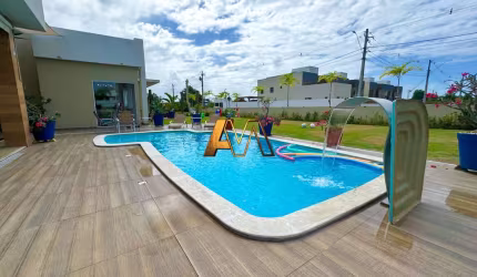 Casa à venda no bairro Barra do Jacuípe (Monte Gordo) - Camaçari/BA