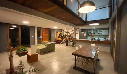 Casa à venda no bairro Jardim Aeroporto - Lauro de Freitas/BA
