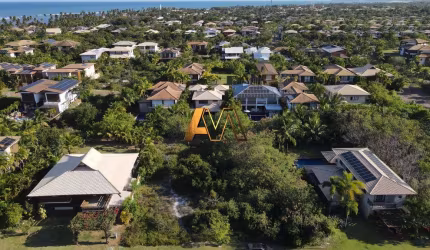 Terreno à venda no bairro Praia do Forte - Mata de São João/BA