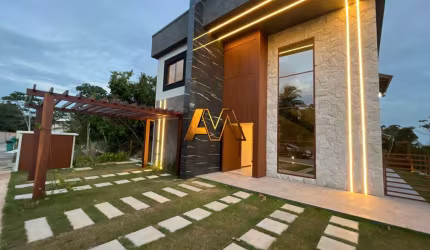 Casa à venda no bairro IMBASSAÍ - Mata de São João/BA