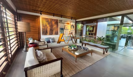 Casa à venda no bairro Praia do Forte - Mata de São João/BA