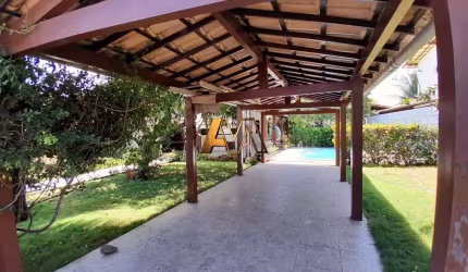 Casa à venda no bairro GUARAJUBA - Camaçari/BA