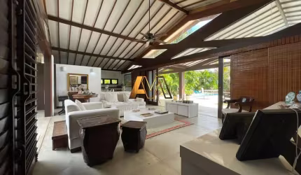 Casa à venda no bairro Interlagos (Abrantes) - Camaçari/BA