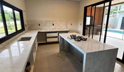 Casa com 3 dormitórios à venda, 300 m² por R$ 2.200.000,00 - Jardim Piemonte - Indaiatuba/SP