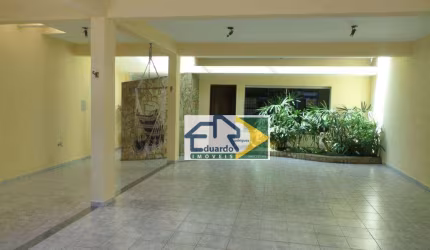 Casa com 3 dormitórios à venda, 324 m² por R$ 900.000,00 - Jardim Suzano - Suzano/SP