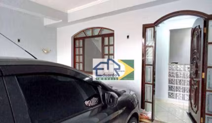 Sobrado com 3 dormitórios à venda, 173 m² por R$ 580.000,00 - Conjunto Residencial Irai - Suzano/SP