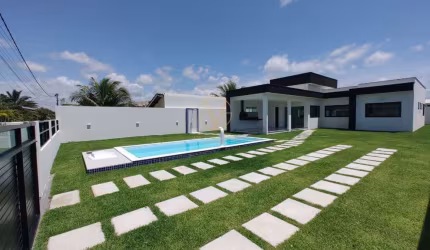 Casa em Barra do Jacuípe, Camaçari/BA