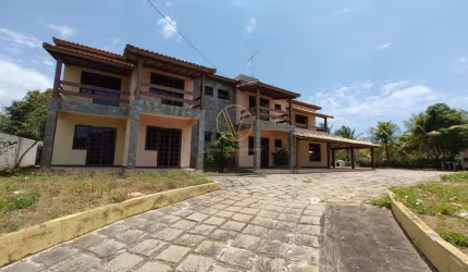 Casa no condominio Parque do Jacuipe