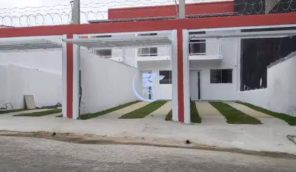 Sobrado recém construído com 2 dormitórios