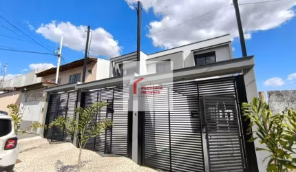Sobrado frontal novo a venda na Vila Granada / SP.