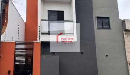 Apartamento á venda com 2 dormitórios no bairro Vila Oratório / SP.