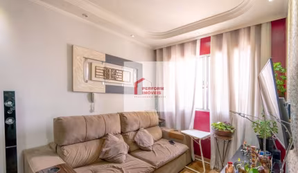 Apartamento com 2 dormitórios á venda no bairro Belenzinho / SP.
