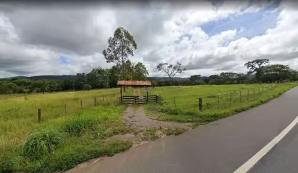 Chácara de 97600 m² com 03 quartos à venda por R$ 750.000 - Areias - Goiás