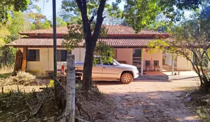 Chácara com 83.675 m² de área à venda por R$ 2.700.000 em Zona Rural a poucos minutos de Caldazinha e Bonfinópolis/GO
