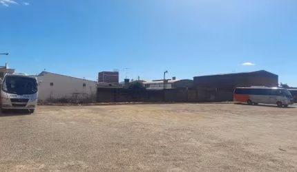 Área de 1800 m² à venda por R$ 1.600.000 no Parque São João - Anápolis/GO