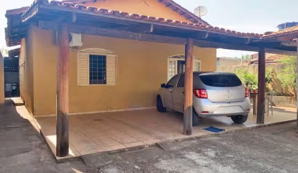 Excelente oportunidade de casa térrea com 05 quartos à venda, 253,00m², R$600.000,00 - Condomínio Rio Formoso