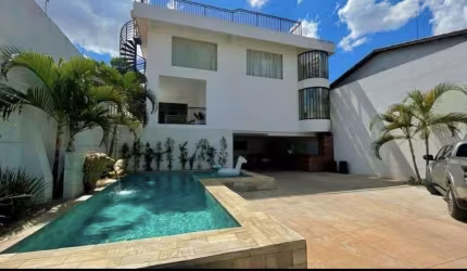 Sobrado de 1100 m² com 04 suítes à venda por R$ 6.500.000 no Setor Sul - Goiânia/GO