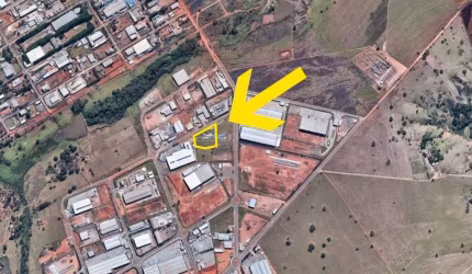 Área de 9547 m² para alugar por R$ 25.000/mensais no Parque Industrial de Aparecida de Goiânia - Aparecida de Goiânia/GO