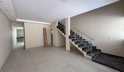 Sobrado de 215 m² com 04 suítes à venda por R$ 1.090.000 no Setor Jaó - Goiânia