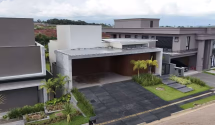 Sobrado de 369 m² com 04 suítes à venda por R$ 5.300.000 no Jardins Itália - Goiânia