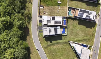 Lote de 961 m² à venda por R$ 2.400.000 no Plateau D'or Privilege - Goiânia
