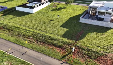 Lote de 704 m² à venda por R$ 1.930.400 no Plateau D'or Privilege - Goiânia/GO