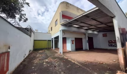 Sobrado comercial de 250 m² com 03 quartos para alugar por R$ 7.500/mensais no Setor Vila Rosa - Goiânia