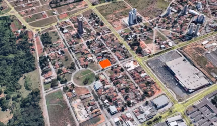 Lote de 1949 m² à venda por R$ 2.890.000 no Setor Vila Rosa - Goiânia