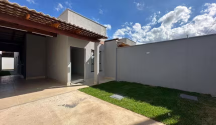 Casa de 103 m² com 03 quartos à venda por R$ 328.000 no Parque Dos Buritis 2 - Senador Canedo